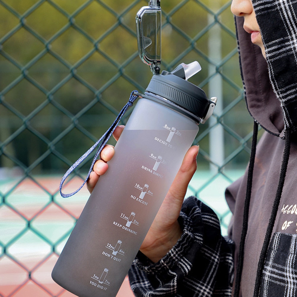 1 Liter Motivational Water Bottle With Straw Nozle with Time Marker Leakproof Sports Water Bottle for Gym Camping Tour 32oz